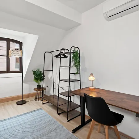 Nexstay Zentrum Komfort Fuer Familien & Gruppen Fuer 7 Gaeste Apartment Erlangen
